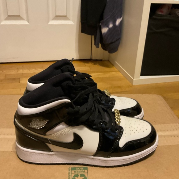 Jordan ones - Picture 7 of 7